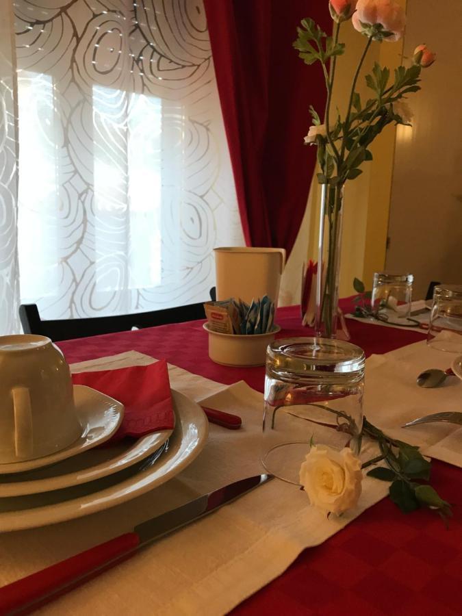 La Casa Di Isabella Лорето Экстерьер фото